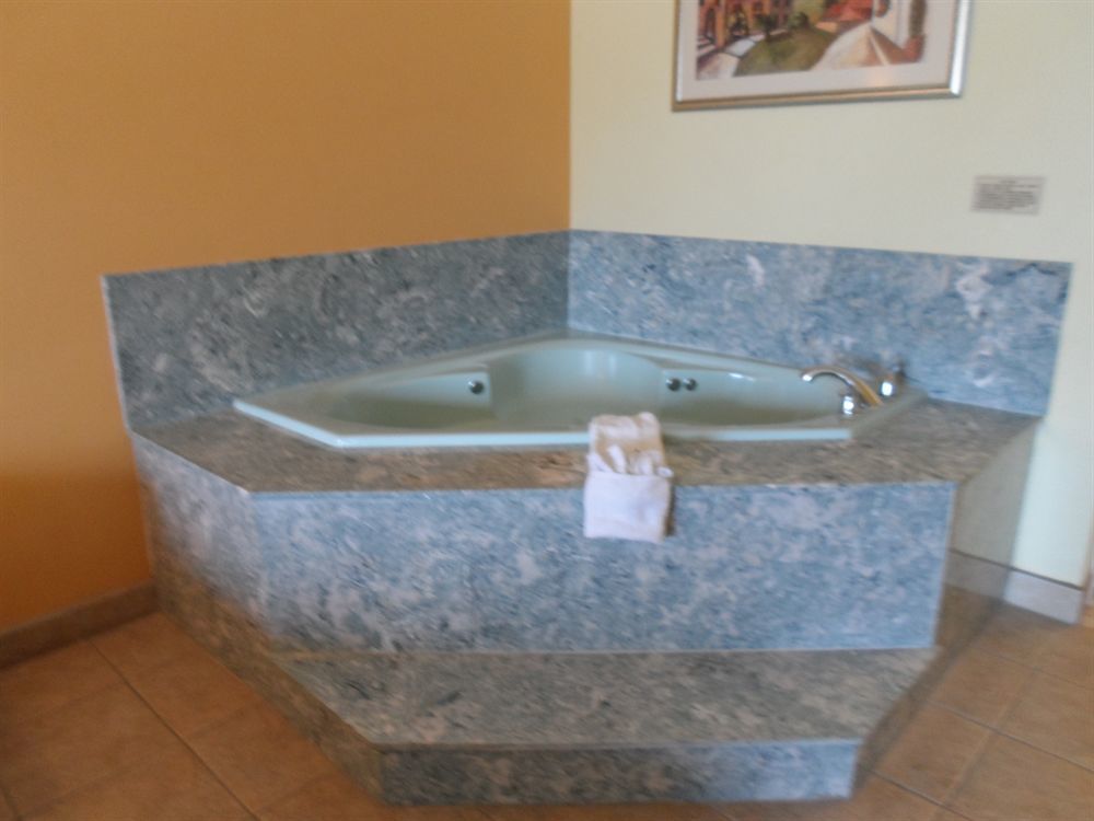 Quality Inn Brownsville Eksteriør bilde